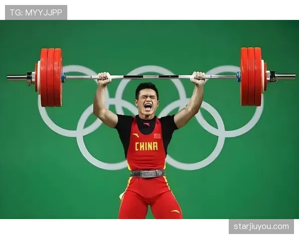 石智勇训练完吃五碗饭，教练说他饭量快赶上食堂大锅了